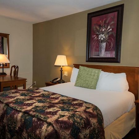 Hearthstone Inn - Port Hastings ภายนอก รูปภาพ