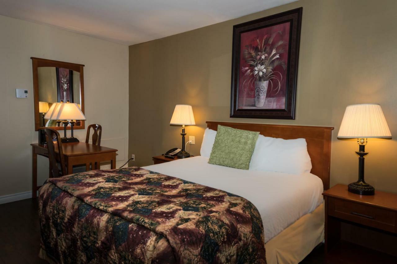 Hearthstone Inn - Port Hastings ภายนอก รูปภาพ