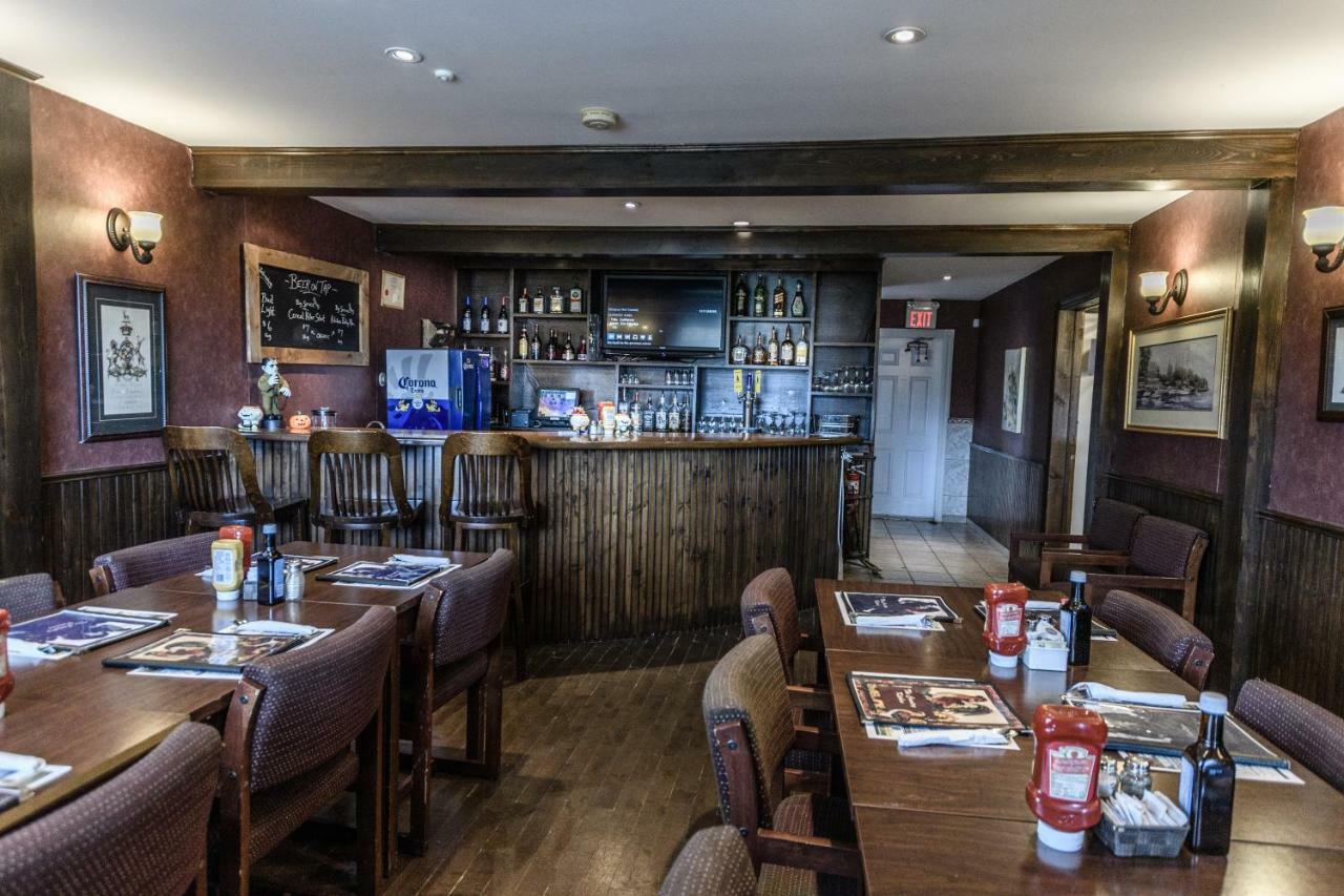 Hearthstone Inn - Port Hastings ภายนอก รูปภาพ