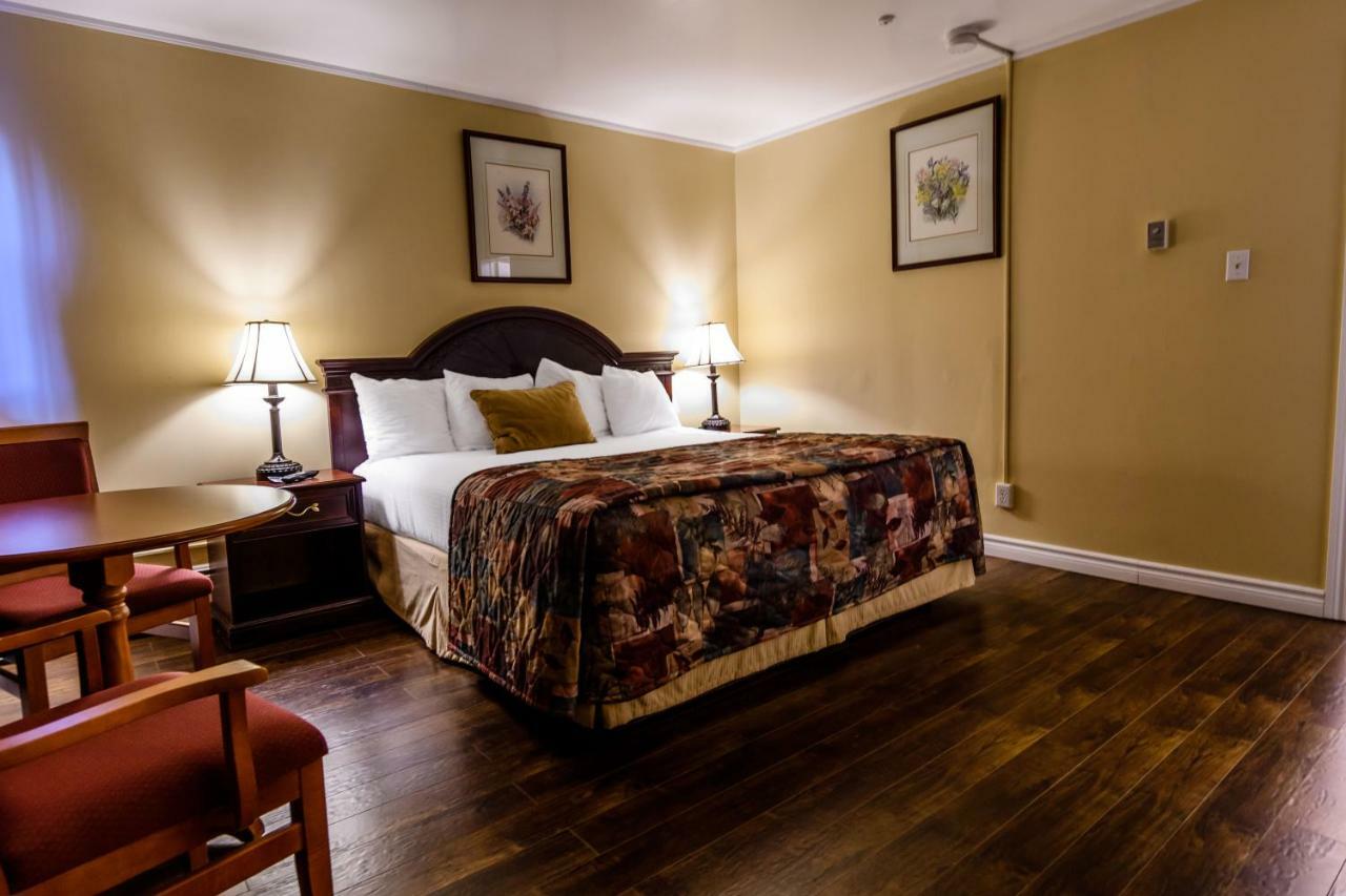 Hearthstone Inn - Port Hastings ภายนอก รูปภาพ